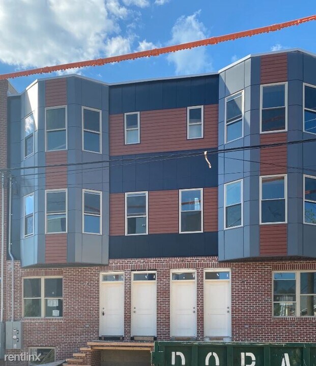 4015 Baring St in Philadelphia, PA - Building Photo