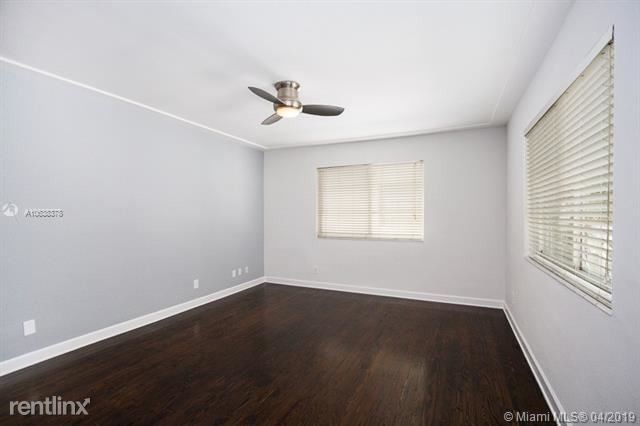 1333 15th St-Unit -Apt 4 in Miami Beach, FL - Foto de edificio