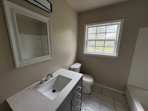 240 East 30th St N in Tulsa, OK - Building Photo - Building Photo