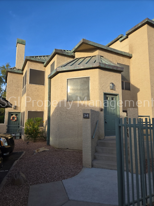 101 N 7th St in Phoenix, AZ - Building Photo