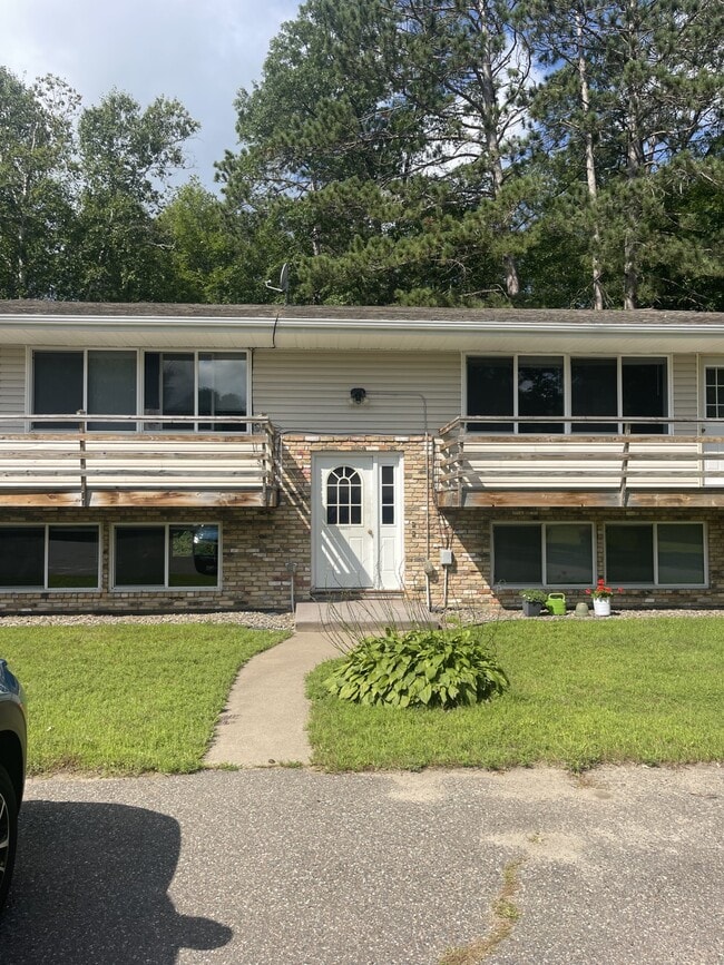 4448 Gull Lake Dam Rd, Unit HFW Apartments