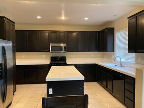 33616 Nandina Ln in Murrieta, CA - Building Photo - Building Photo