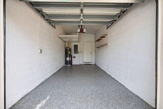 160 Village Blvd in Tequesta, FL - Building Photo - Building Photo