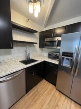 224 E Garden St in Pensacola, FL - Foto de edificio - Building Photo