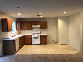 2772 Shearwater Way in Fairfield, CA - Building Photo - Building Photo