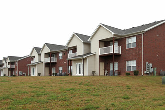 Lighthouse Apartments in Jeffersonville, IN - Building Photo - Building Photo