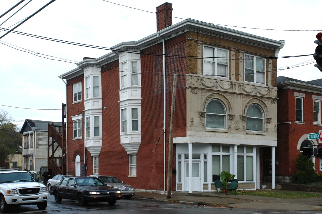 601 W Kentucky St in Louisville, KY - Building Photo