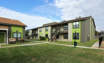 The Gardens at Midland in Midland, TX - Foto de edificio - Building Photo