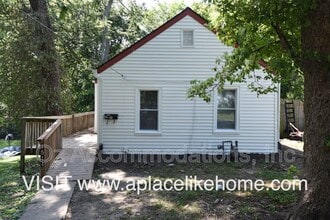 1514 N Spring St in Independence, MO - Building Photo - Building Photo