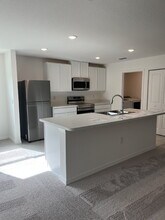671 Weaver Rd SW in Palm Bay, FL - Building Photo - Building Photo