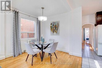 100 Amsterdam Ave in Toronto, ON - Building Photo - Building Photo