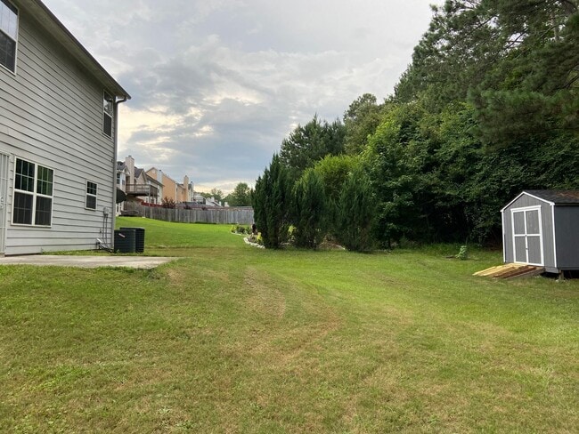 2263 Crimson Creek Ln in Snellville, GA - Building Photo - Building Photo