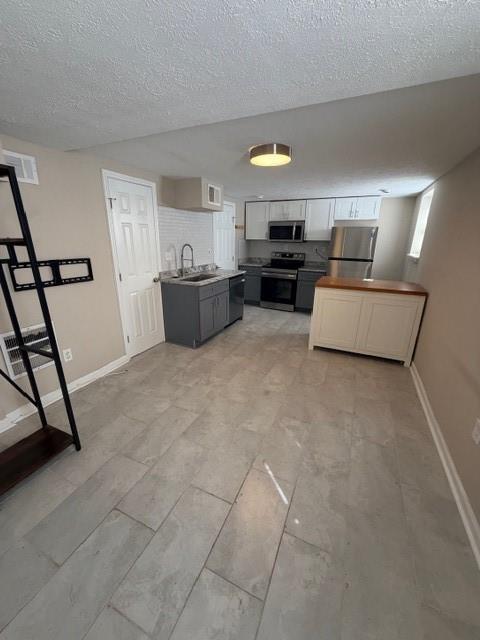 1923 Thompson Ave in East Point, GA - Building Photo - Building Photo