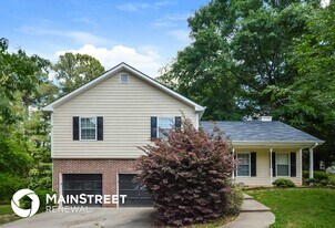 1686 Salem Mill Ct SE in Conyers, GA - Building Photo