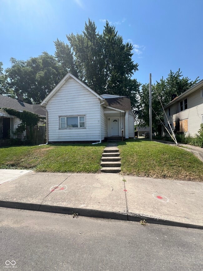 property at 2919 E New York St