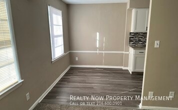 2817 Noble Rd in Cleveland Heights, OH - Building Photo - Building Photo