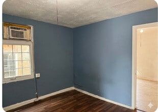 1921 Emerson Dr in Chattanooga, TN - Foto de edificio - Building Photo