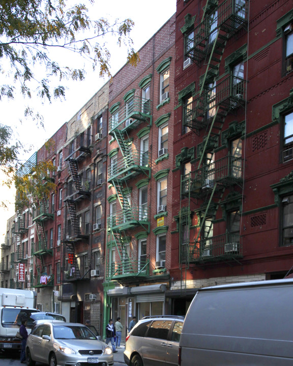 25 Monroe St in New York, NY - Foto de edificio