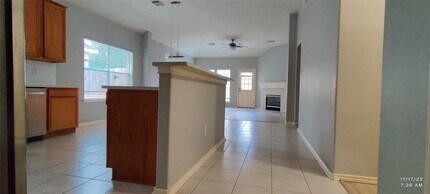 3402 Pebble Beach Ln in Pearland, TX - Building Photo - Building Photo