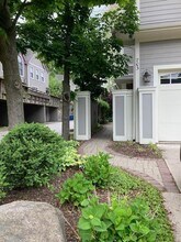 703 N 5th Ave in Ann Arbor, MI - Building Photo - Building Photo