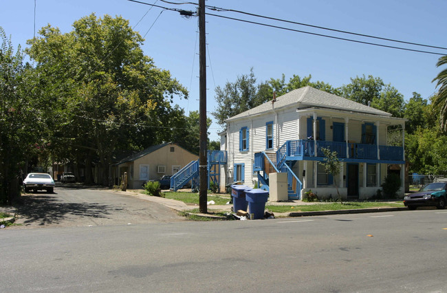 2708-2716 39th St in Sacramento, CA - Building Photo - Building Photo