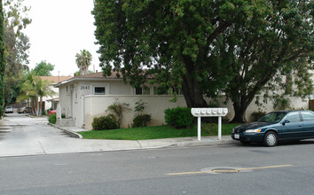 2641 Santa Ana Ave in Costa Mesa, CA - Building Photo - Building Photo