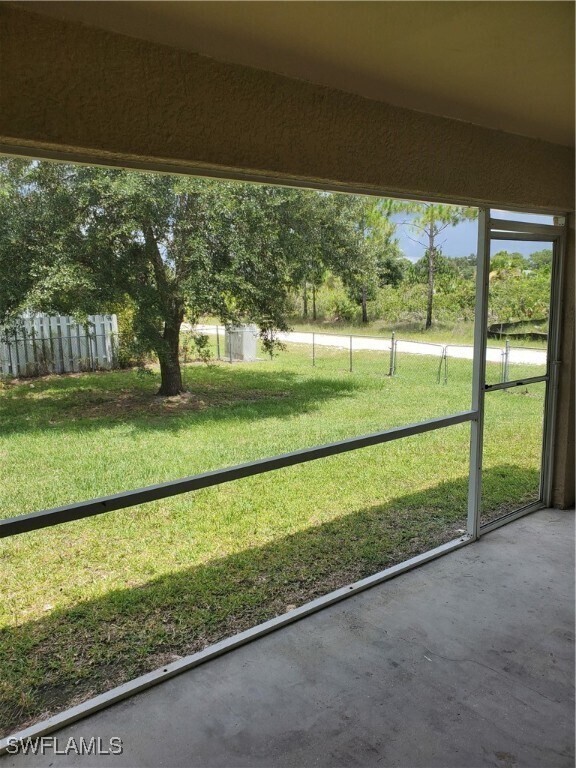 2600 21st St W in Lehigh Acres, FL - Building Photo - Building Photo