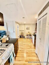 224 Hanover St in Boston, MA - Foto de edificio - Building Photo