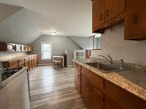 30-32-32 Melrose St in Arlington, MA - Building Photo - Building Photo