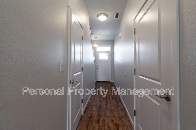 5705 NE 59th Way in Vancouver, WA - Building Photo - Building Photo