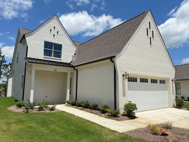 property at 610 Cottage Grove Dr