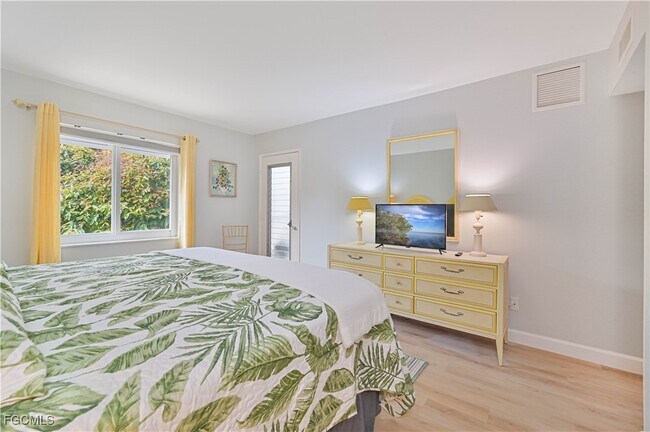 property at 223 3rd Ave S