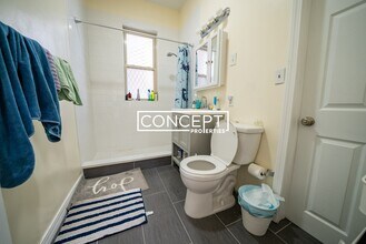 879 Beacon St, Unit 111 in Boston, MA - Building Photo - Building Photo