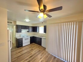 4264 N Bengston Ave, Unit 101 in Fresno, CA - Building Photo