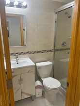 170-11 Lithonia Ave in Queens, NY - Foto de edificio - Building Photo