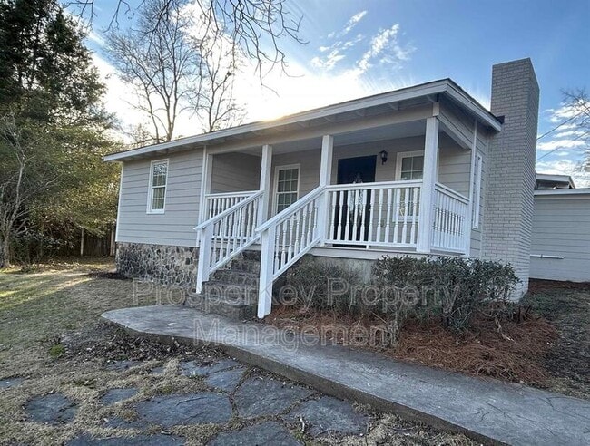 property at 290 Lee Rd 213