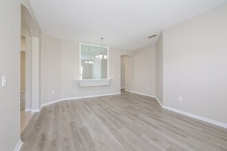 556 Pinehurst Cove in Kissimmee, FL - Building Photo - Building Photo