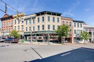 16 S Division St in Peekskill, NY - Building Photo
