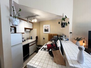 64 Commonwealth Ave, Unit 4 in Boston, MA - Building Photo - Building Photo