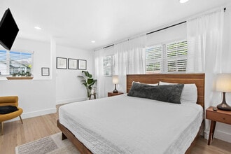 615 SE 11th Ave in Fort Lauderdale, FL - Building Photo - Building Photo