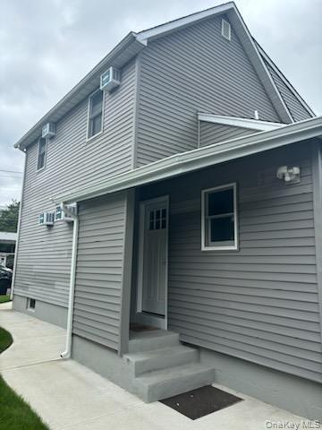 75 Carleton Ave in Islip Terrace, NY - Building Photo - Building Photo