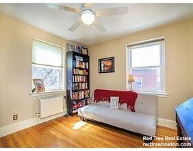 491 Arborway, Unit 23 in Boston, MA - Building Photo - Building Photo