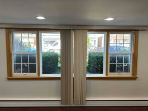 5807 W Addison St, Unit G in Chicago, IL - Building Photo - Building Photo