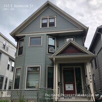 745 E Johnson St in Madison, WI - Building Photo