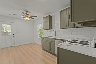 2409 Shropshire St in Fort Worth, TX - Building Photo - Building Photo