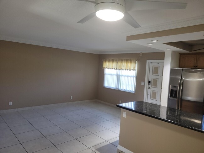 2871 N Ocean Blvd in Boca Raton, FL - Foto de edificio - Building Photo
