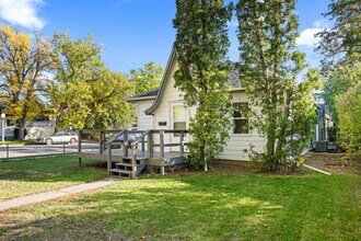 402 Burlington Ave in Billings, MT - Foto de edificio - Building Photo