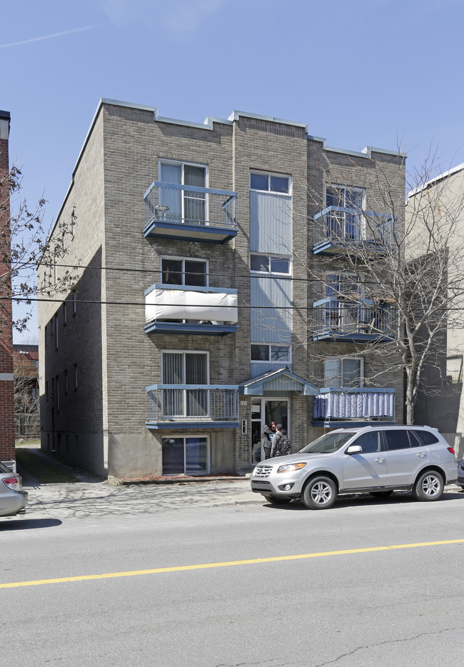 2631 du Centre in Montréal, QC - Building Photo - Primary Photo