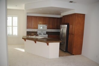 672 Kellogg St in San Marcos, CA - Building Photo - Building Photo