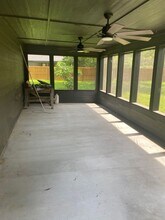 419 Shade Rd in Onalaska, TX - Building Photo - Building Photo